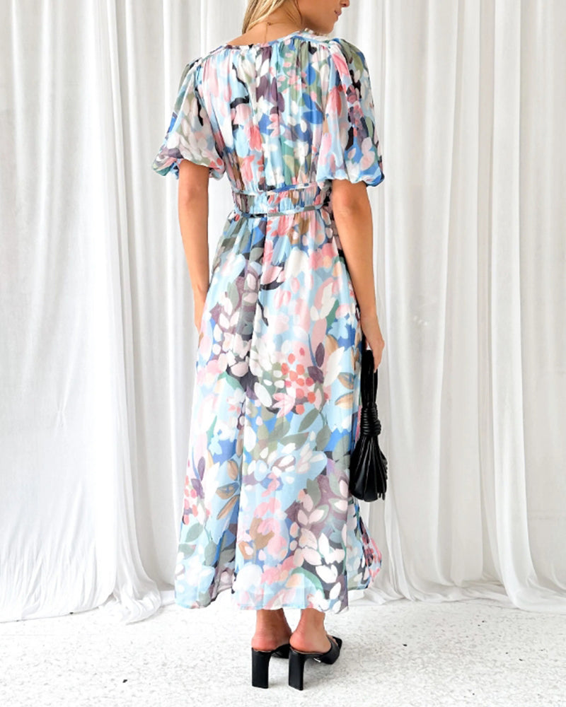 Corrine – Chic Floral Dress with Flowing Fit